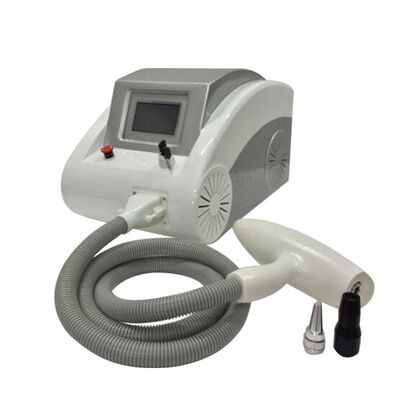 Q schaltete 1064nm 532nm Laser-Tätowierungsabbaupigment-Abbaumaschine Nd YAG