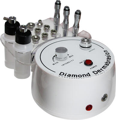 Guter Preis 3 in 1 Dermabrasion sprühen Jet Peel Oxygen Facial Machine für das Gesichtsanheben Online